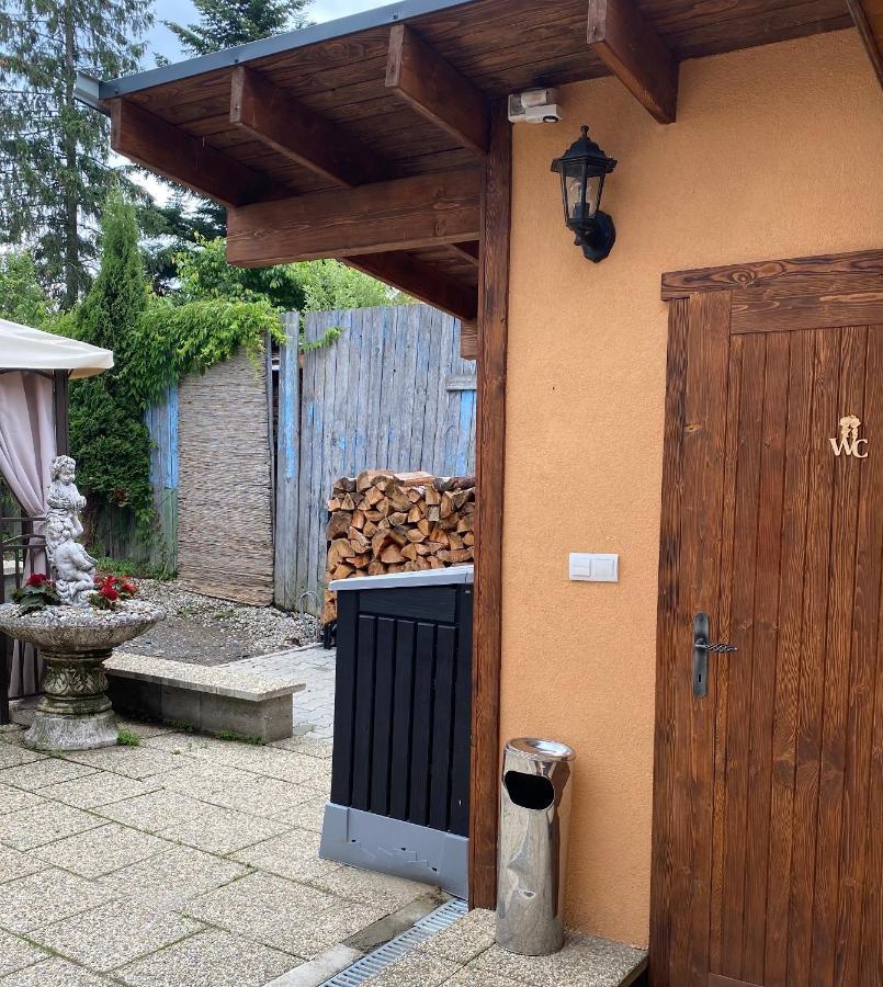 Penzion Vila Petra Bed&Breakfast Velky Slavkov Luaran gambar