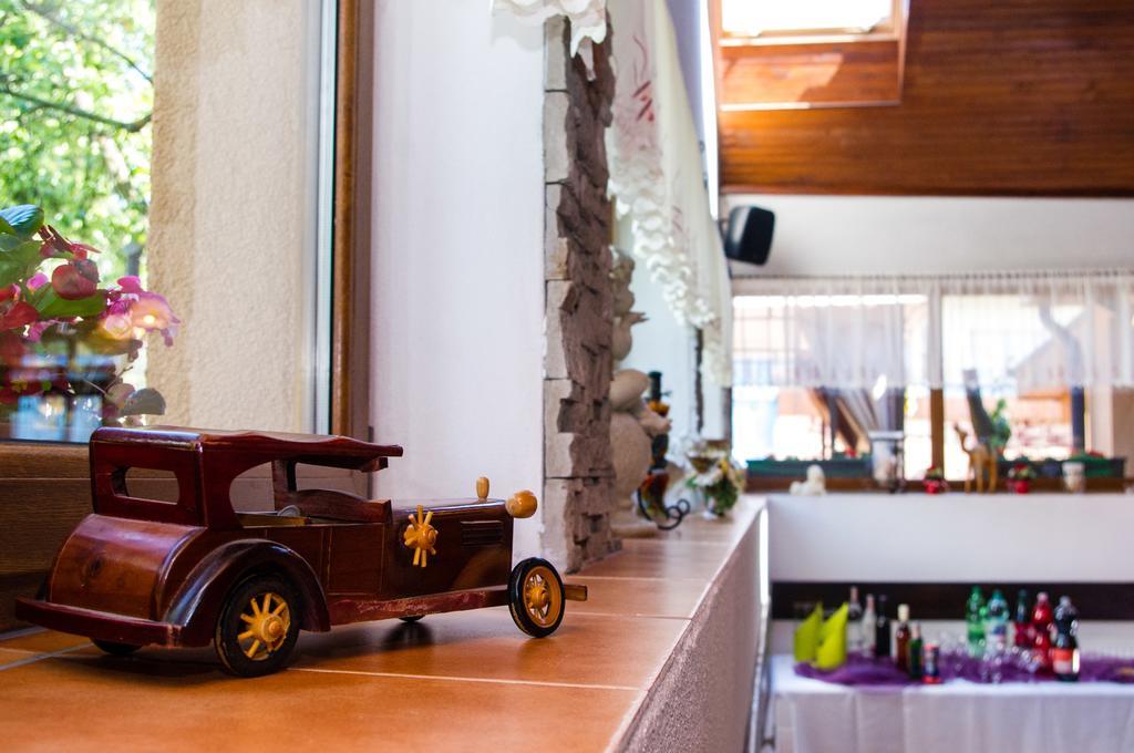 Penzion Vila Petra Bed&Breakfast Velky Slavkov Luaran gambar